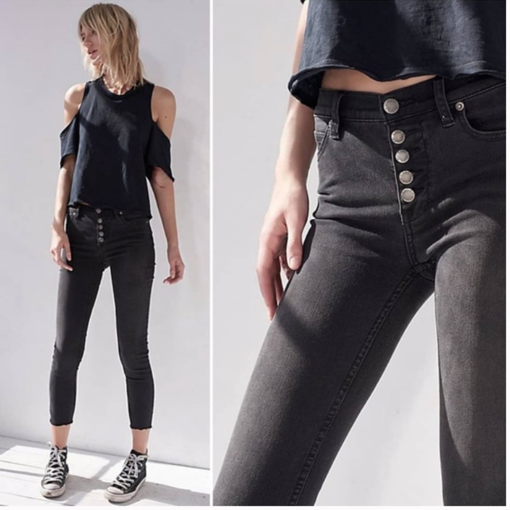 Free People Sz 25 Reagan Button Front Jean